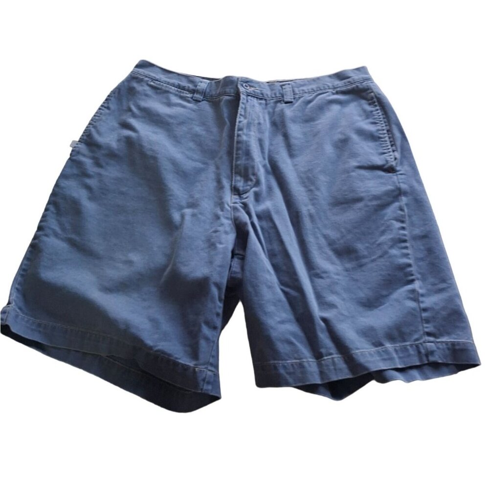 Vintage GAP Denim Dad Shorts 36 Blue Relaxed Flat Front Preppy Classiccore Y2K